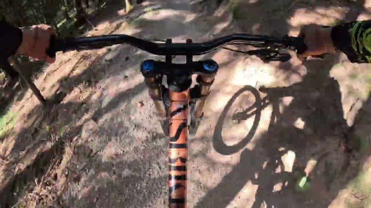 🚵 Azur der Familien Trail in Klinovec | Flowy & Einfach im Trailpark Klínovec |