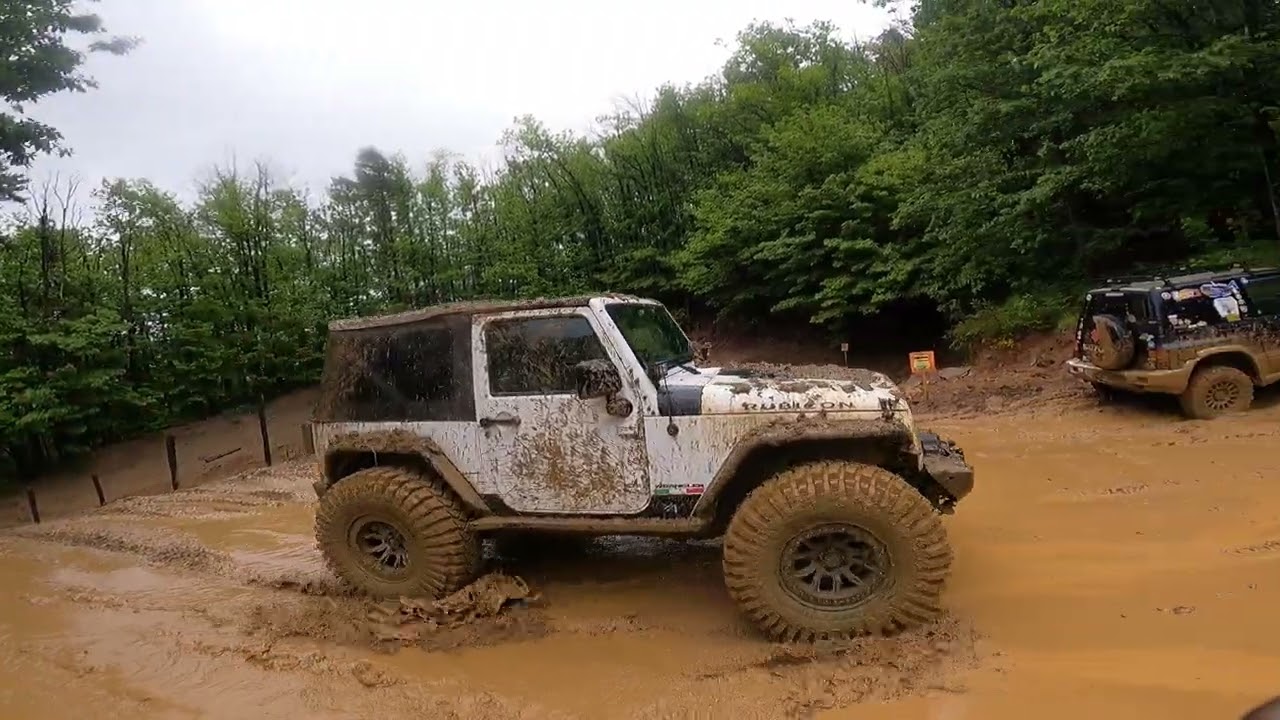 WRANGLER SALITA FANGOSISSIMA 😍! audio ON! 💦 SASSELLO PARK
