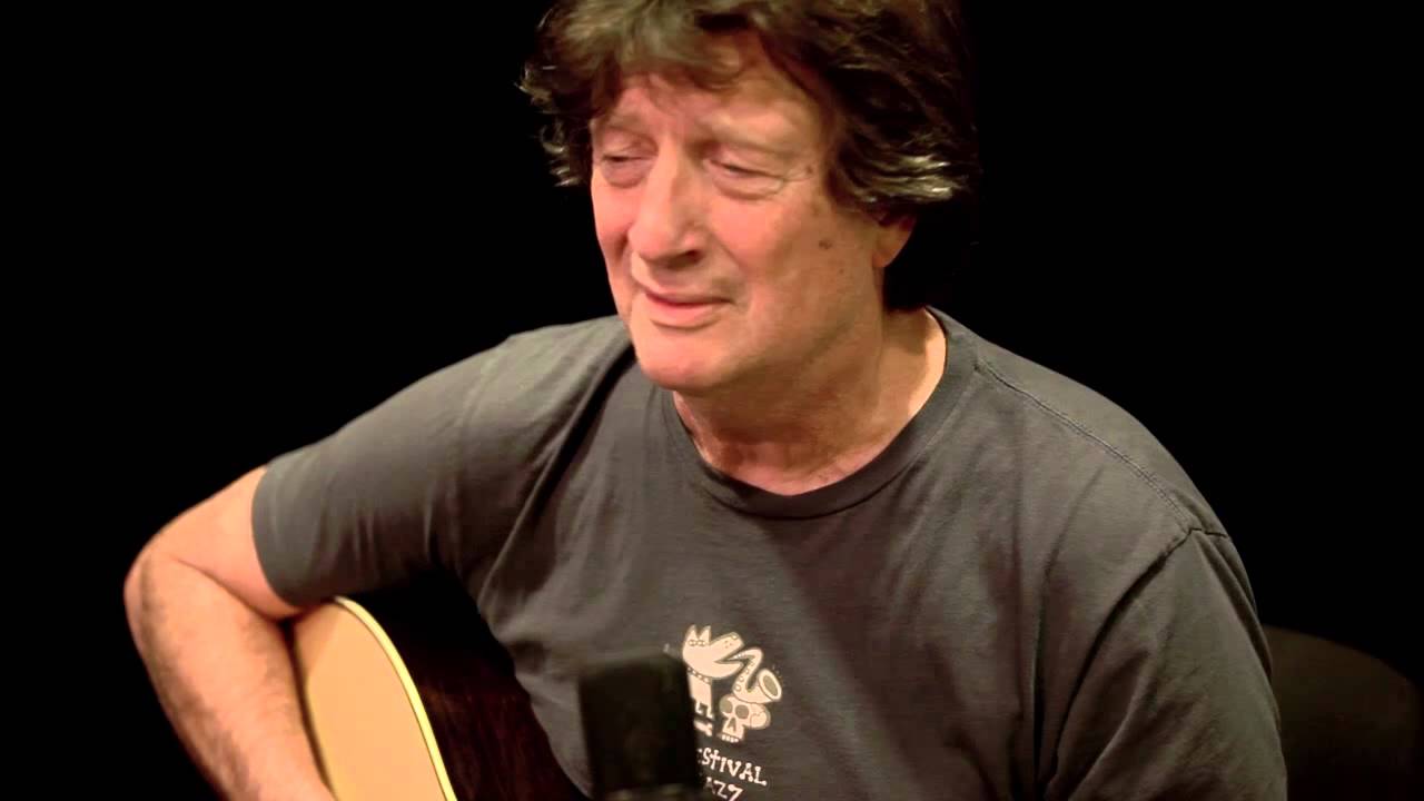 Chris Smither and Collings Guitars - 