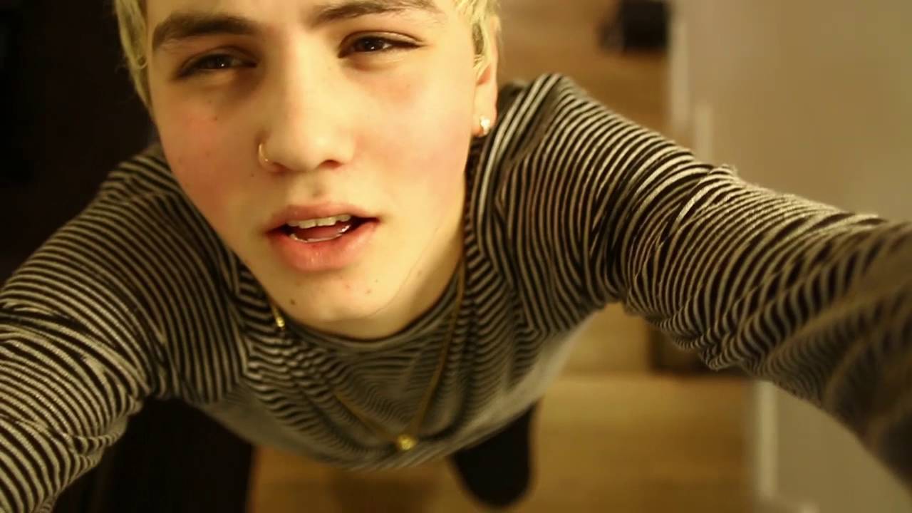 Sam Pottorff | Apartment Tour