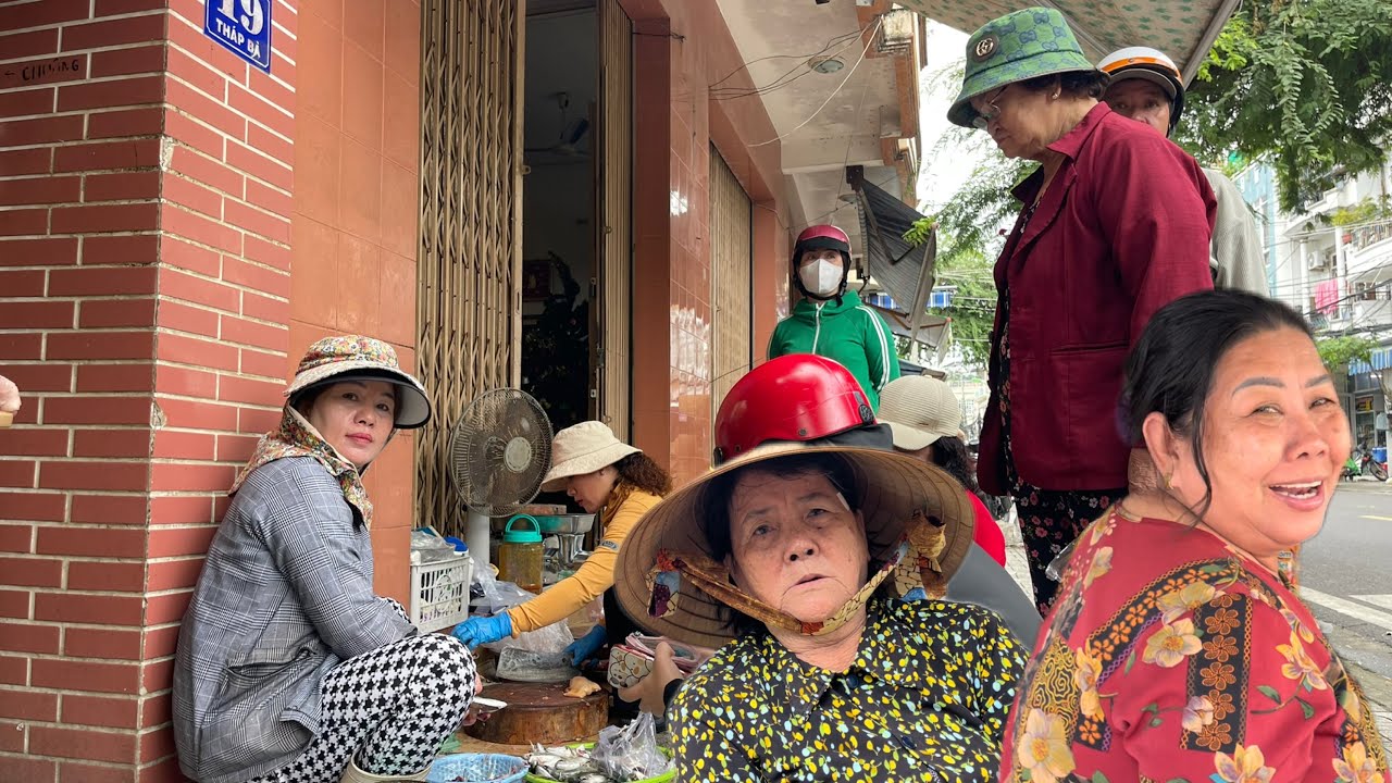 Chuyện Vui Nổi Buồn Xóm Bóng Nha Trang | Tuổi Già Vẫn Còn Lo