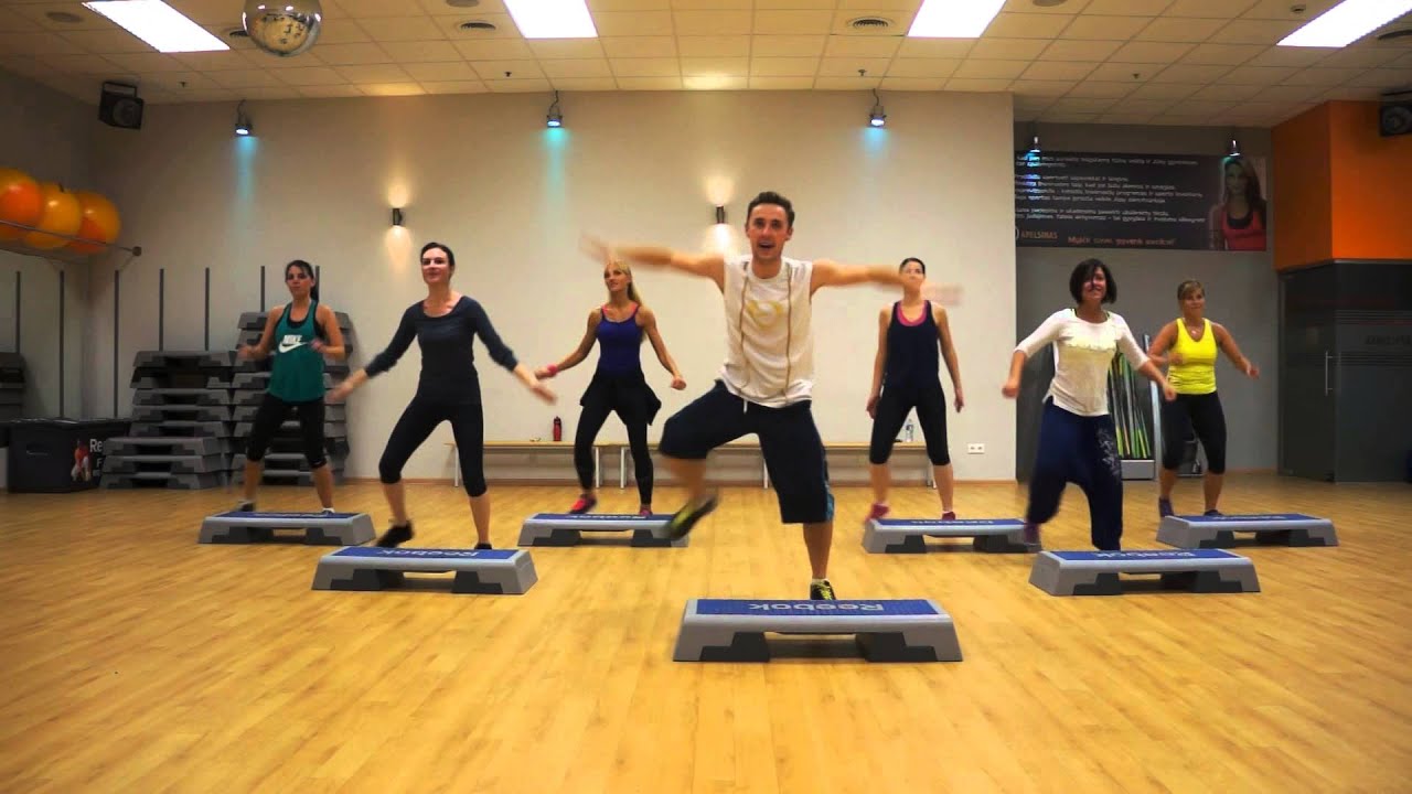 ZUMBA STEP from ZUMBA MEGA MIX 43 - Break Free ( WARM UP )