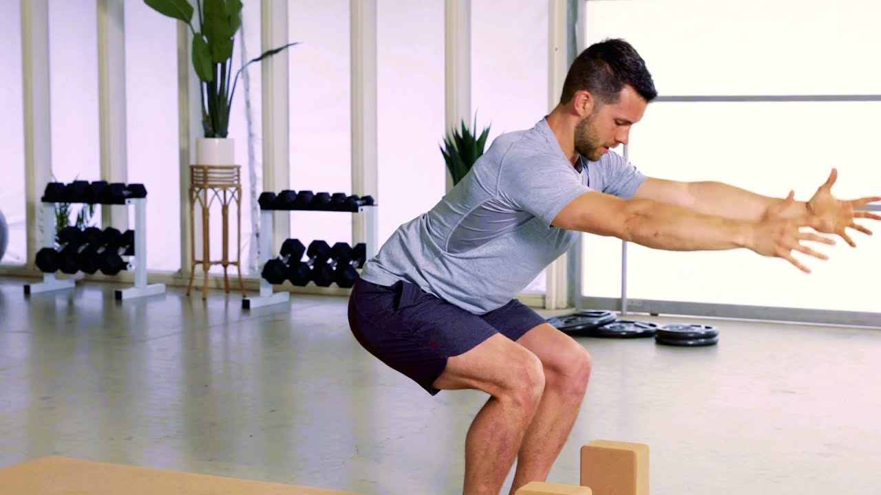 How To Do A Forward Fold And Mountain Pose | Quick Morning Yoga Poses To Wake Up