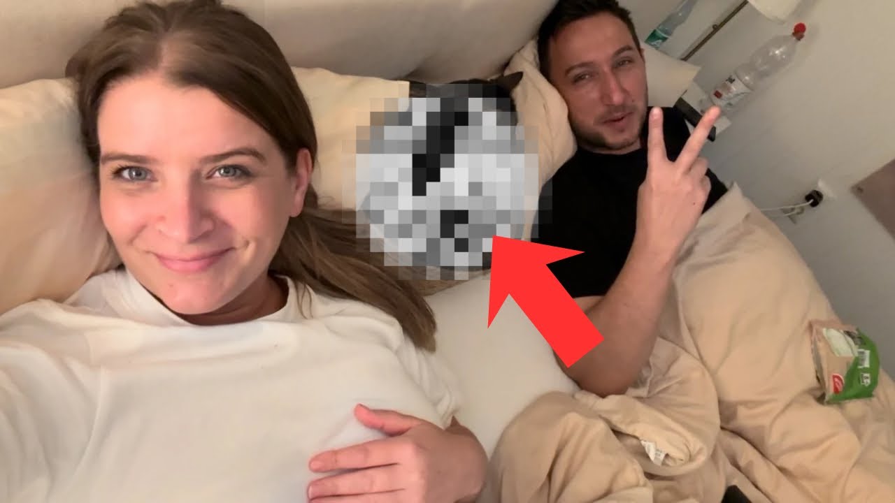 Eine NEUE Katze in unserem Bett und sie geht auf unsere Cashewkerne los ￼🤔