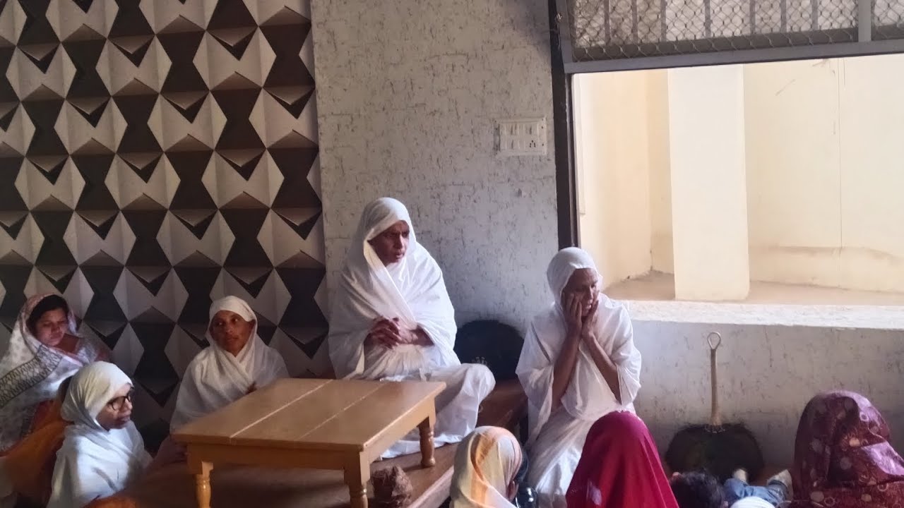 हमारे चौके में हुए आर्यिका मां १०५ विज्ञान मति माताजी के आहार । वन्दामि माताजी।।