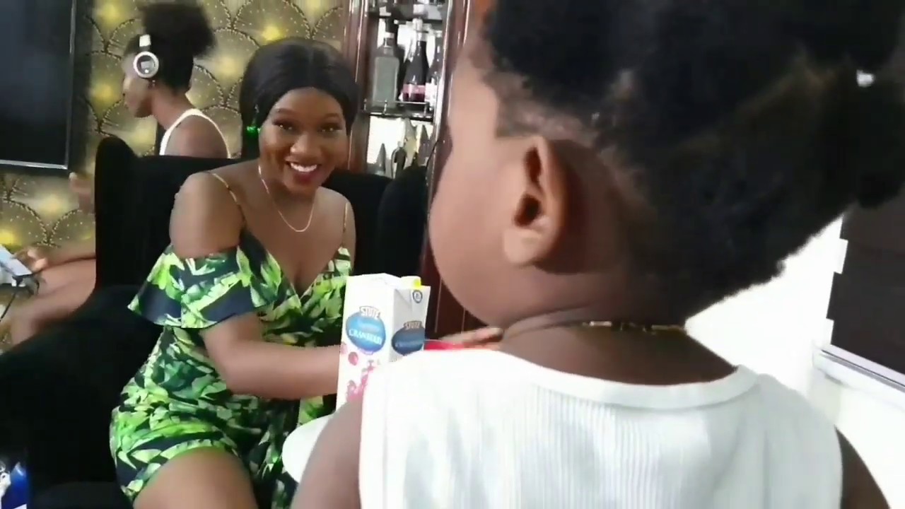 CHINENYE NNEBE,SONIA AND IJEOMA AT FRIDAY NIGHT CLUB AT THE NANCY'S-SONIA IS A DANCER (SO FUNNY)