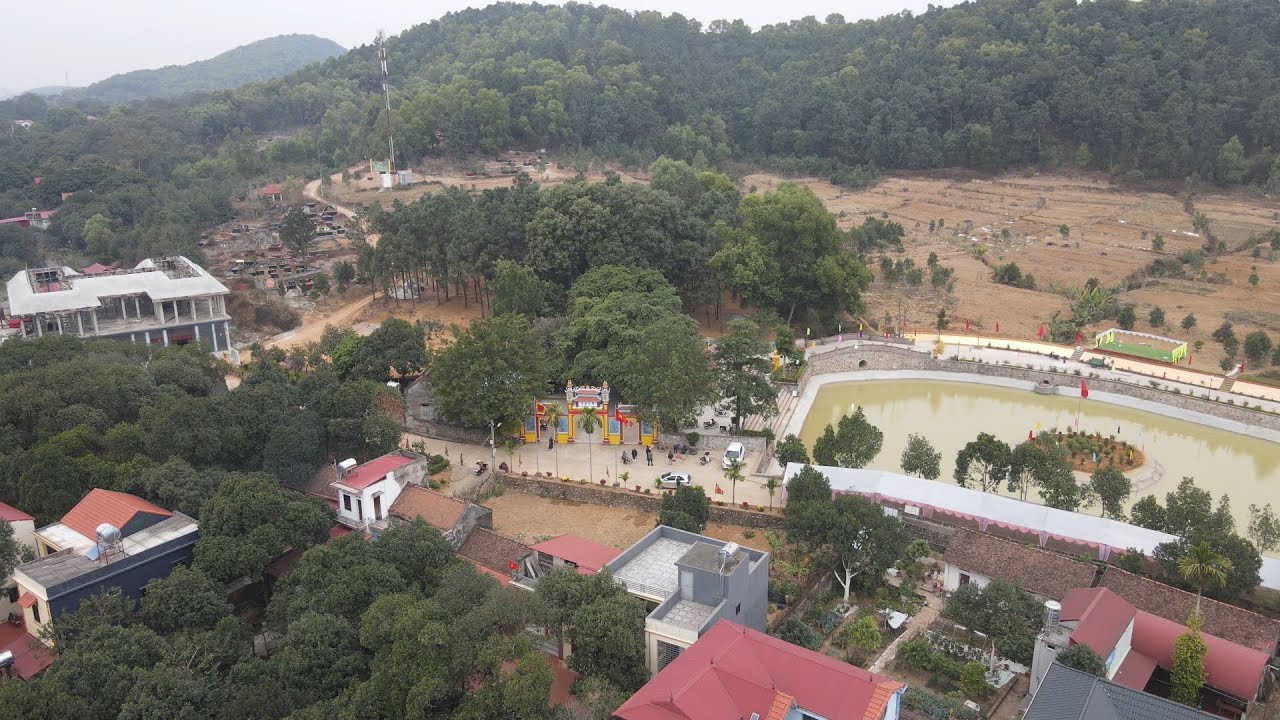 LỄ HỘI MÙA XUÂN LĂNG QUỐC HOA CÔNG CHÚA, THÔN CỔ MIẾU, XÃ PHẬT TÍCH, HUYỆN TIÊN DU