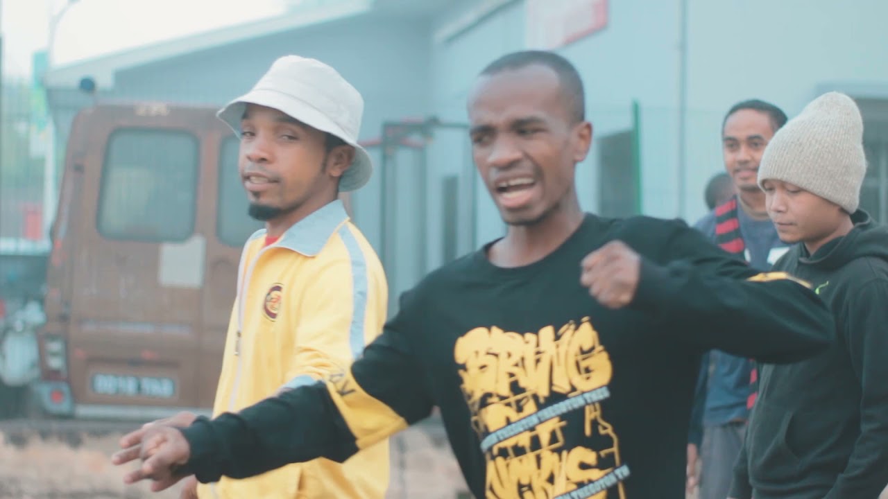 Represent - 102 FIHAVANANA (clip officiel)