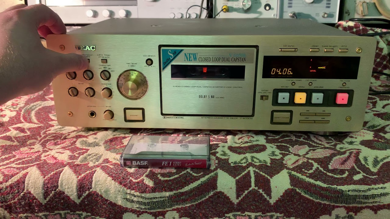 Teac V-6030S. Золотой Teac