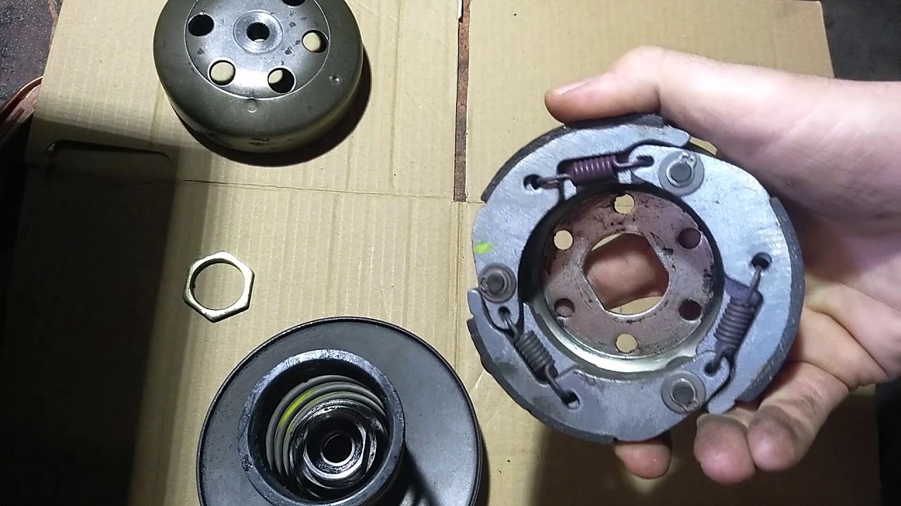 Korektor momentu obrotowego - Skuter Piaggio Zip 50 - Rozkręcamy na części pierwsze :D