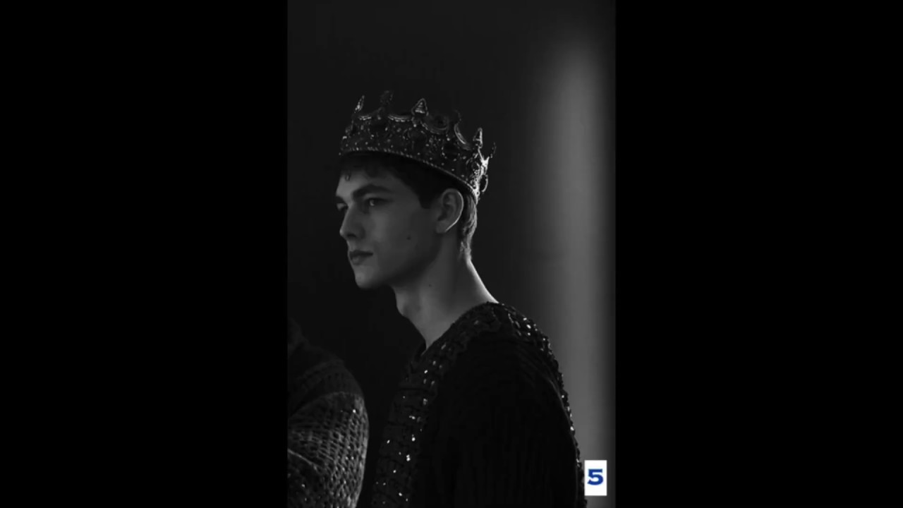 ATEEZ Dating Door Game (Princess Version)