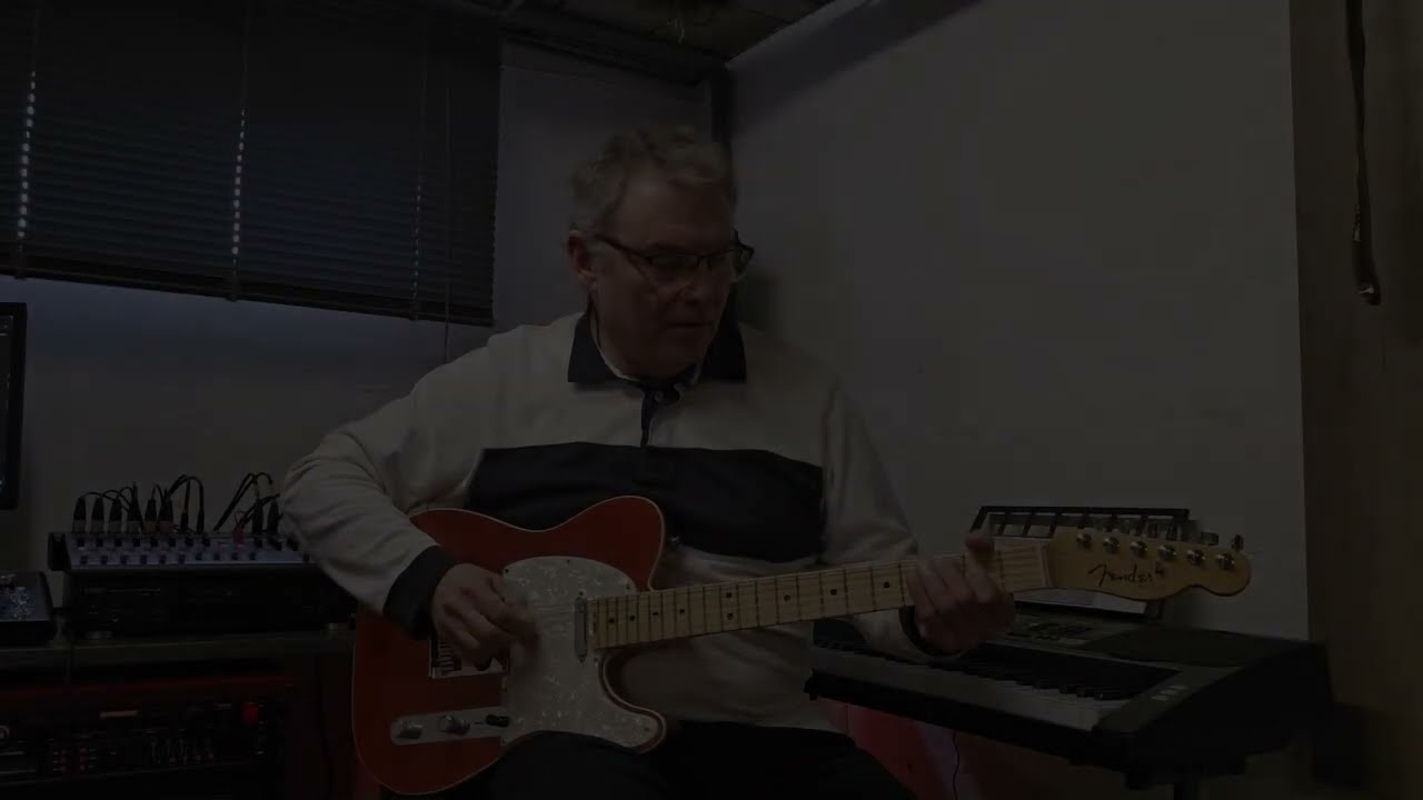 Miley Cyrus   Flowers   Guitare Cover