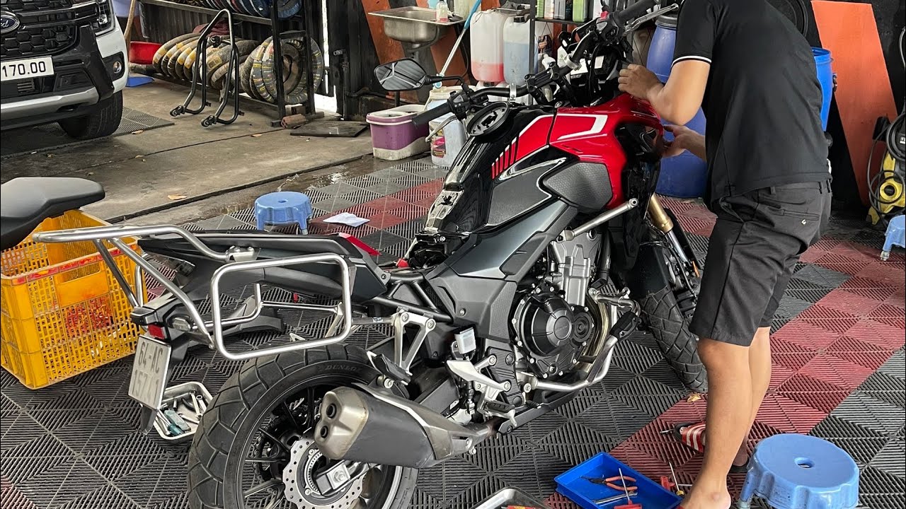 Lên đồ gì cho xe Honda CB500X đi tour dài sắp tới? | H2 Motocare