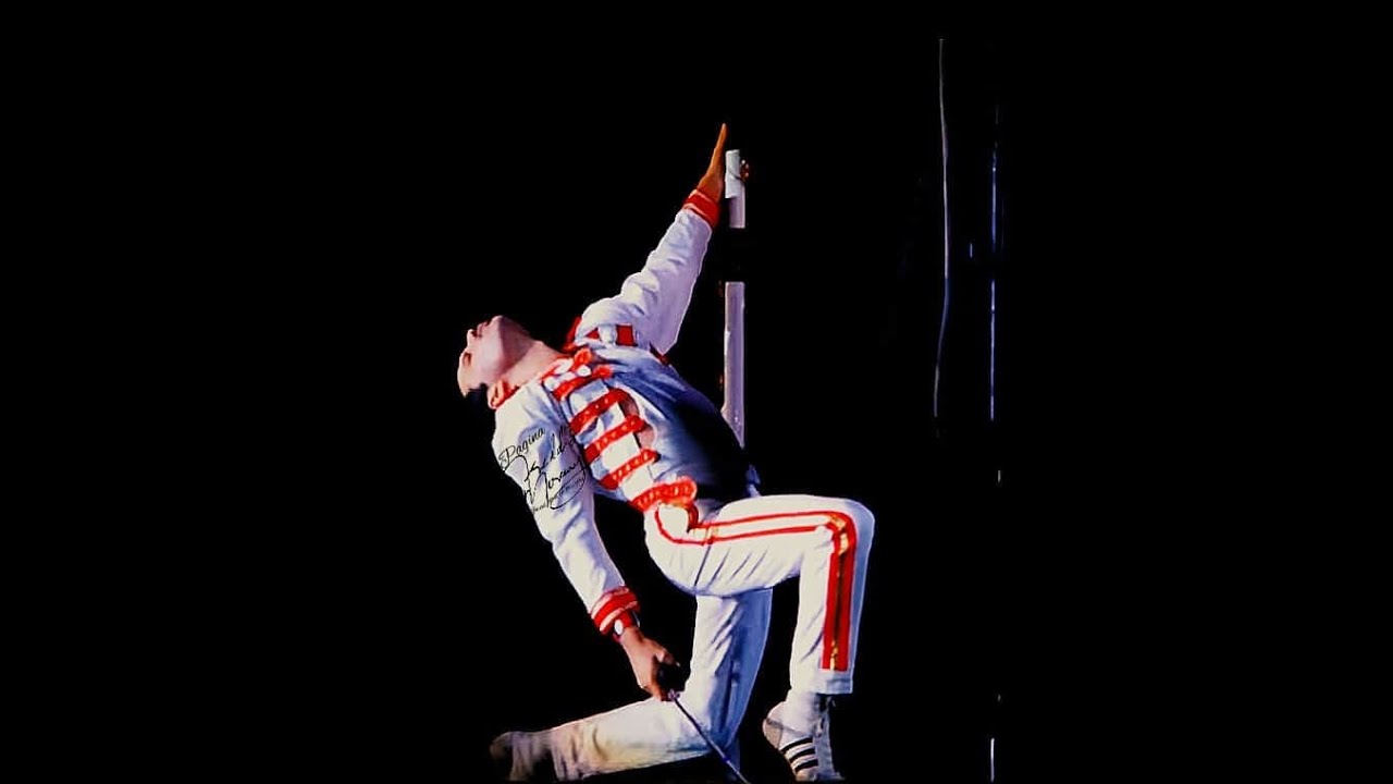 Freddie Mercury.. Today 30 years without you ... you are my angel of music, FOREVER!
