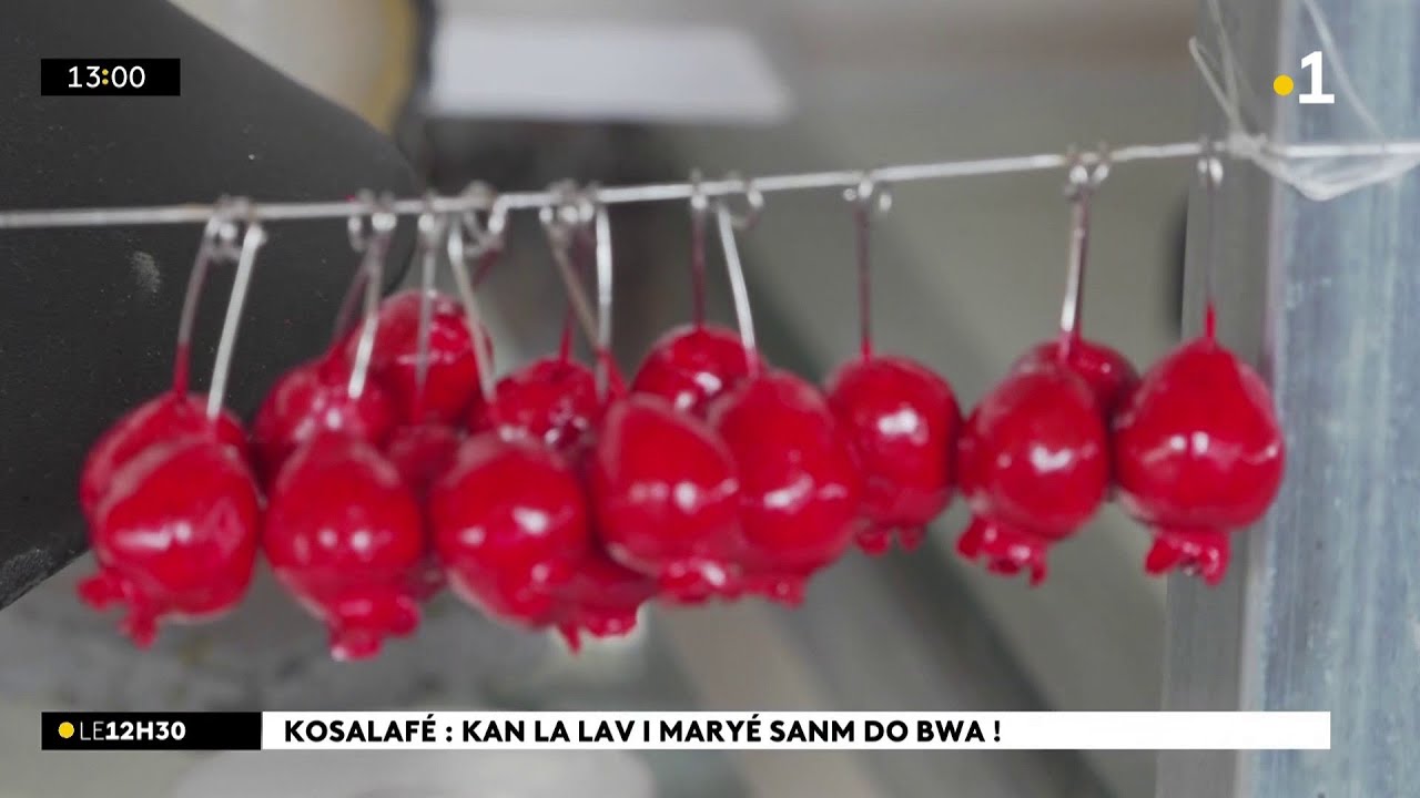 Kosalaf&eacute; ! Josian Robert i travay la lav ek dobwa.