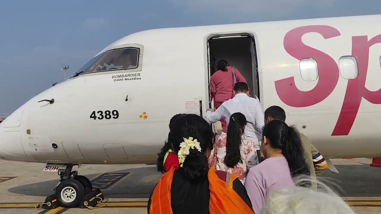 Spicejet flight landing in Shivamogga Airport 2025