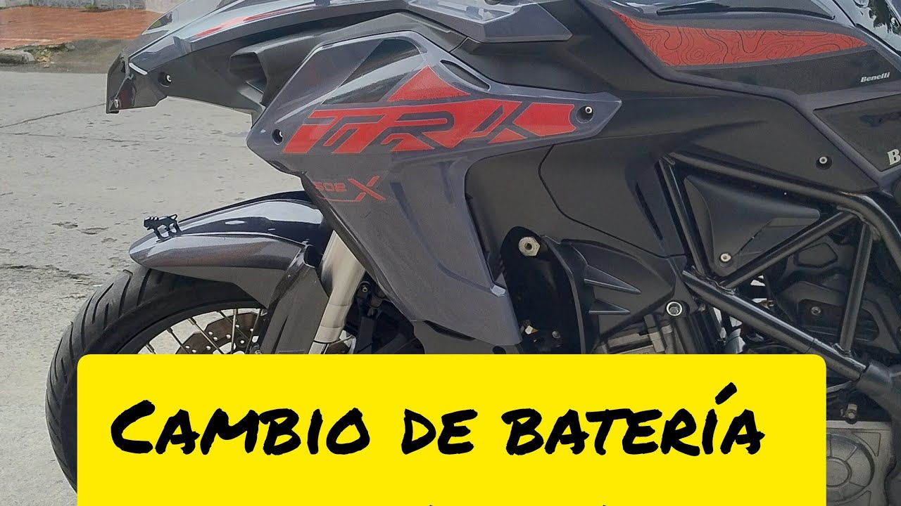 BENELLI TRK 502 и 502X КАК ЗАМЕНИТЬ БАТАРЕЮ