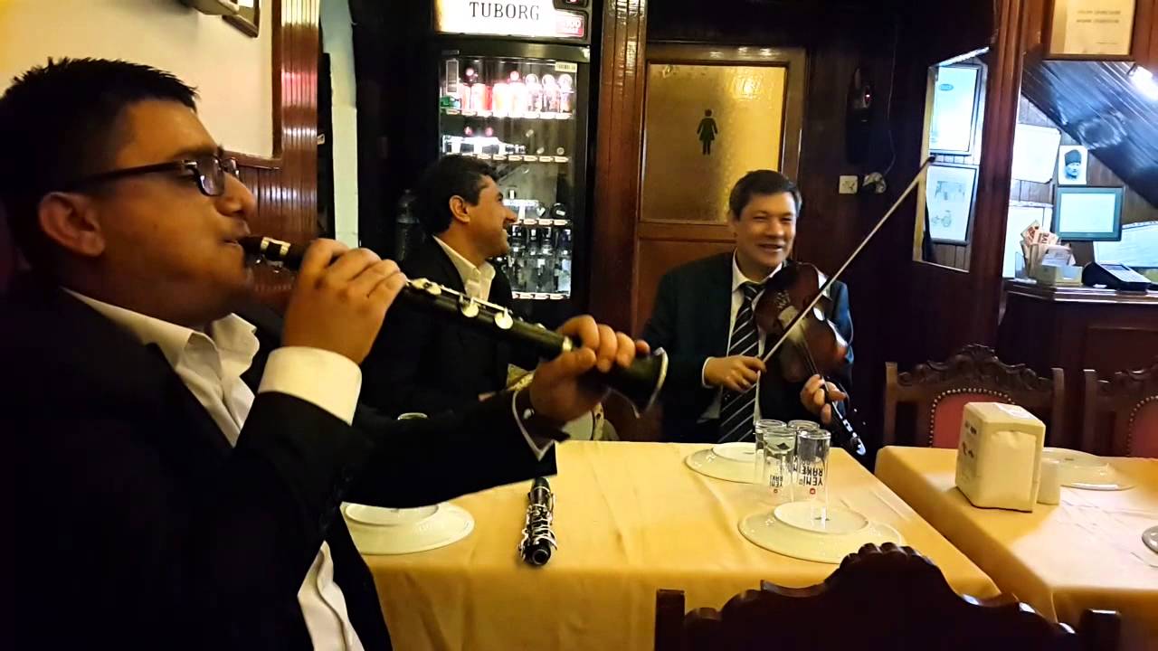 K&ouml;r Agop Meyhanesi Kumkapı Fasıl Atilla Abi Saz Ekibi