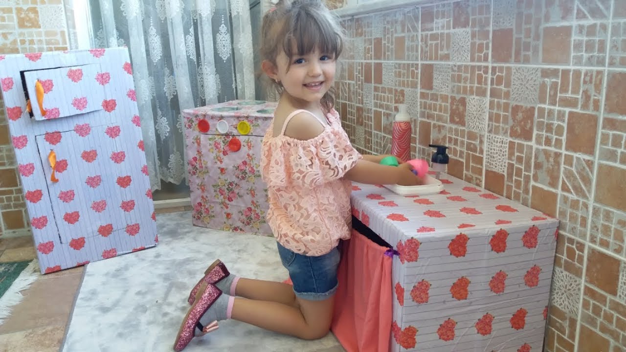 KARTON KUTUDAN MUTFAK YAPIYORUZ OYUNCAK MUTFAK #oyuncakmutfak #funnykids KENDİN YAP