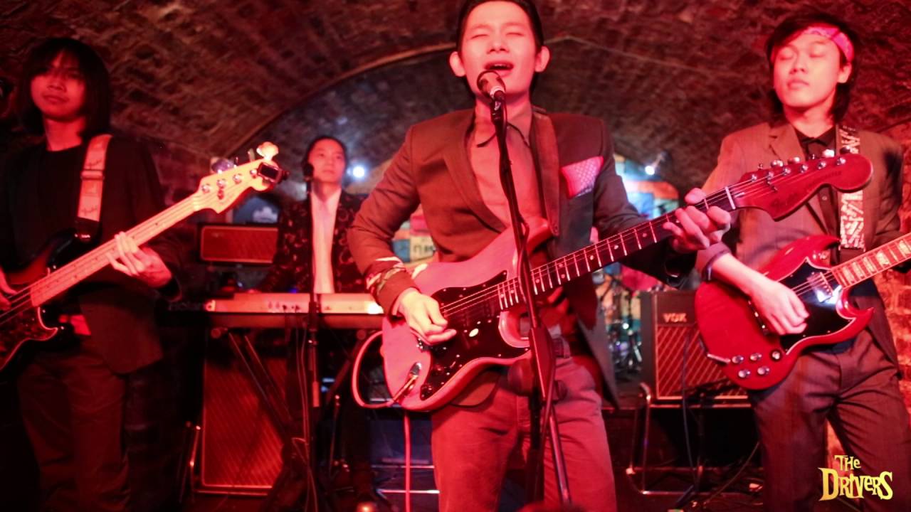 The Drivers-Something(The Beatles cover) Live at The Cavern Club Liverpool