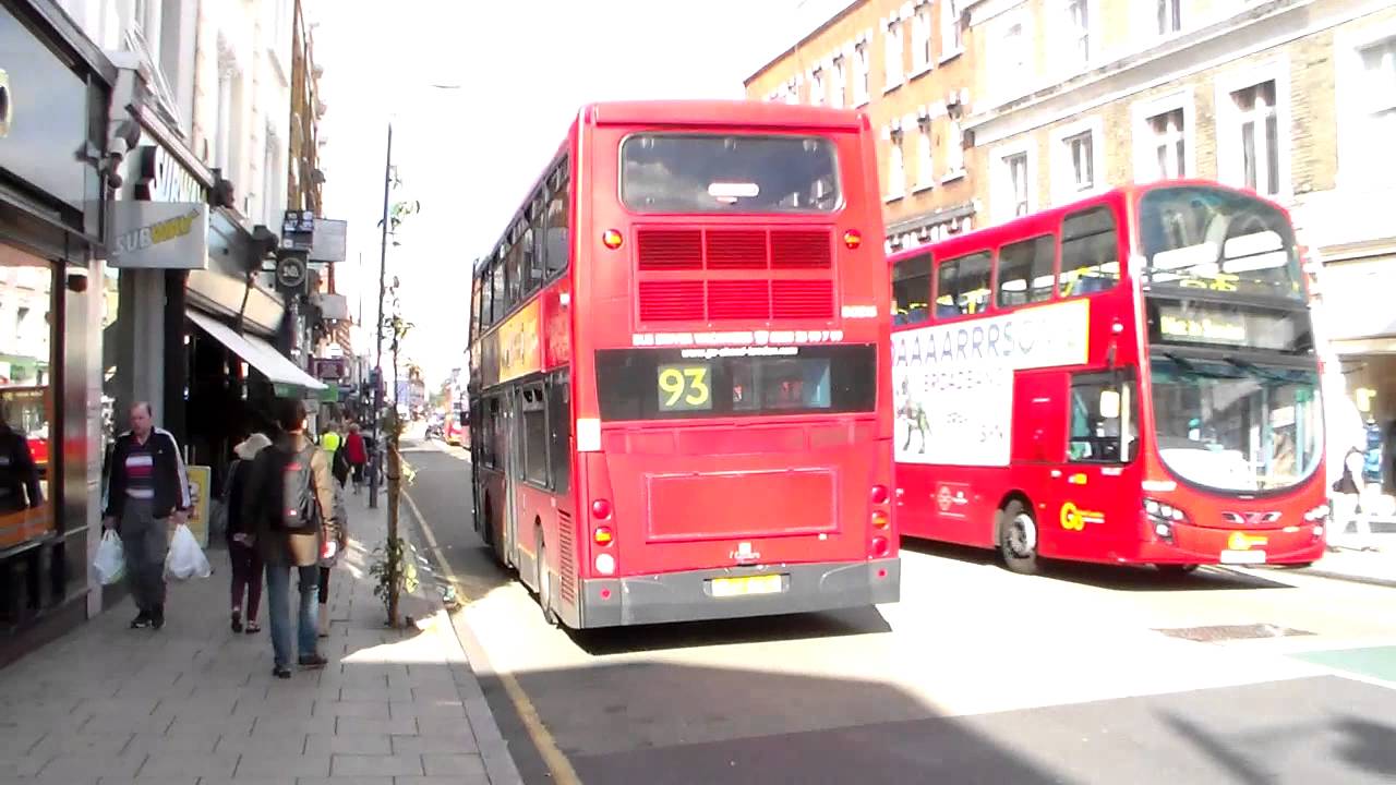 Go-Ahead London DOE15 LX58CXE at Putney Station