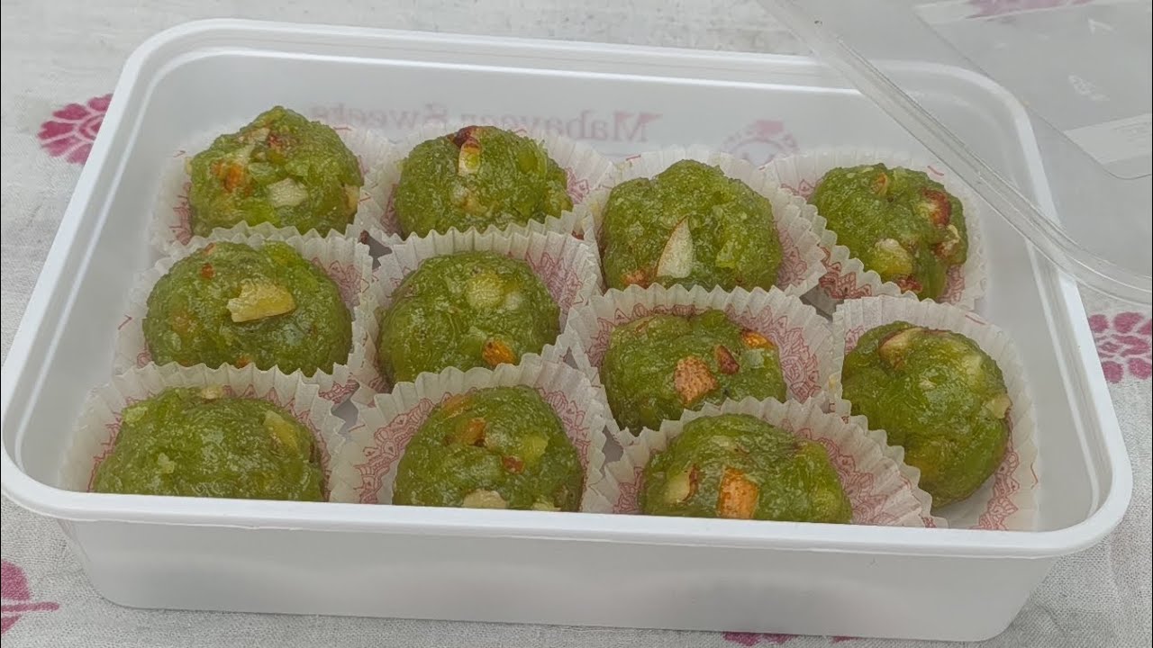 1000₹ में मिलने वाली यह मिठाई मैं घर पर कम दाम पर बनाई और बनाने में बहुत ही आसान । lauki ke laddu 🤤