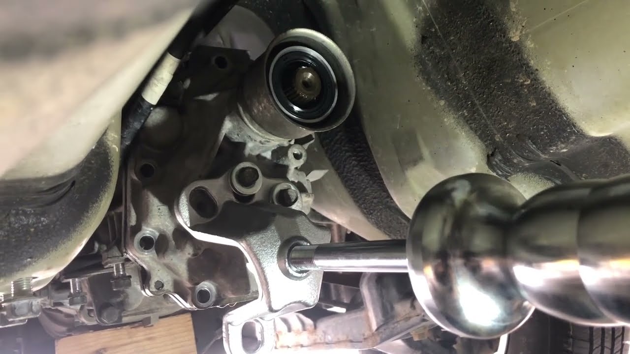 2011 Subaru Outback 6MT Center Differential Removal: Removing Transfer case cover and reinstall tips