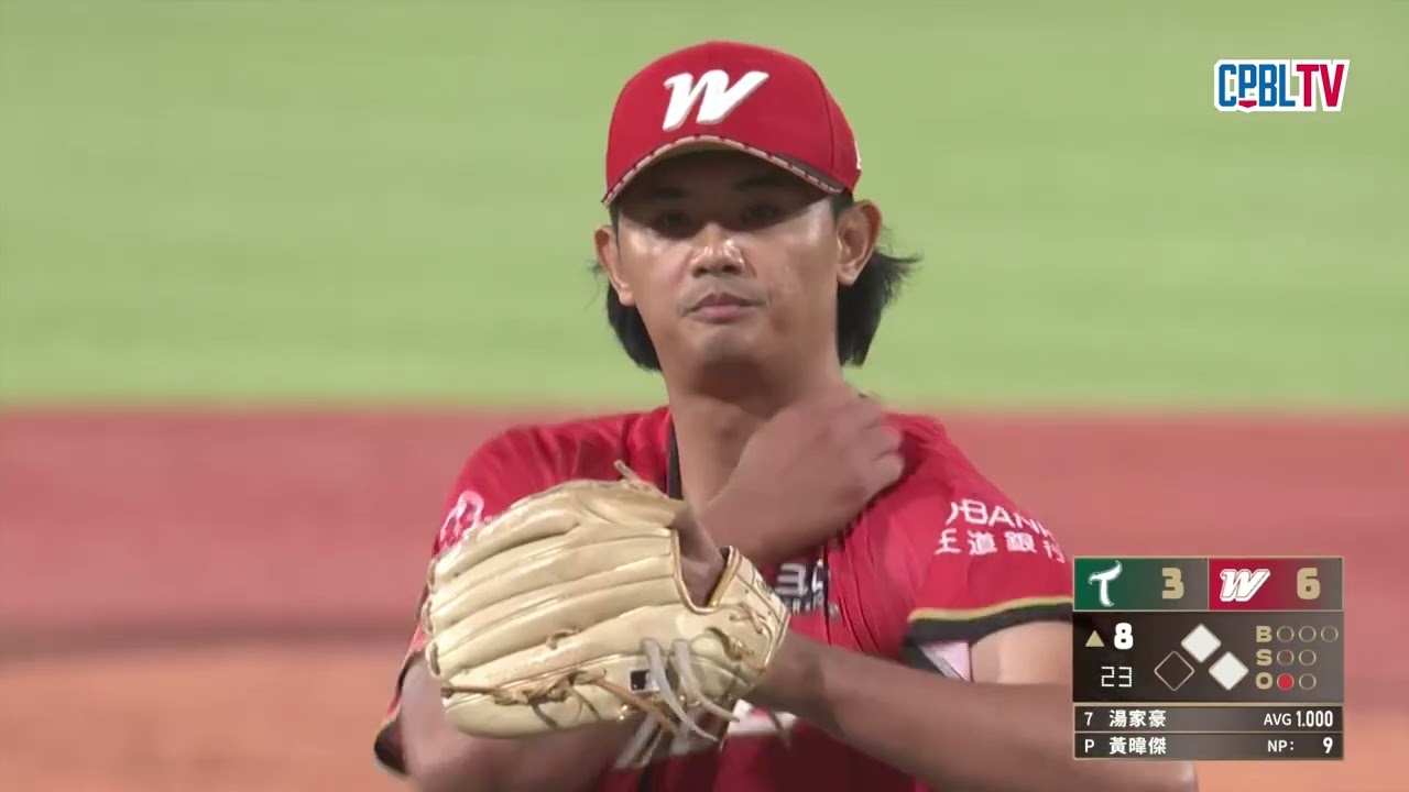 04/04 台鋼 VS 味全 八局上，紀慶然安打建功，一口氣將比分追平，雙方回到原點