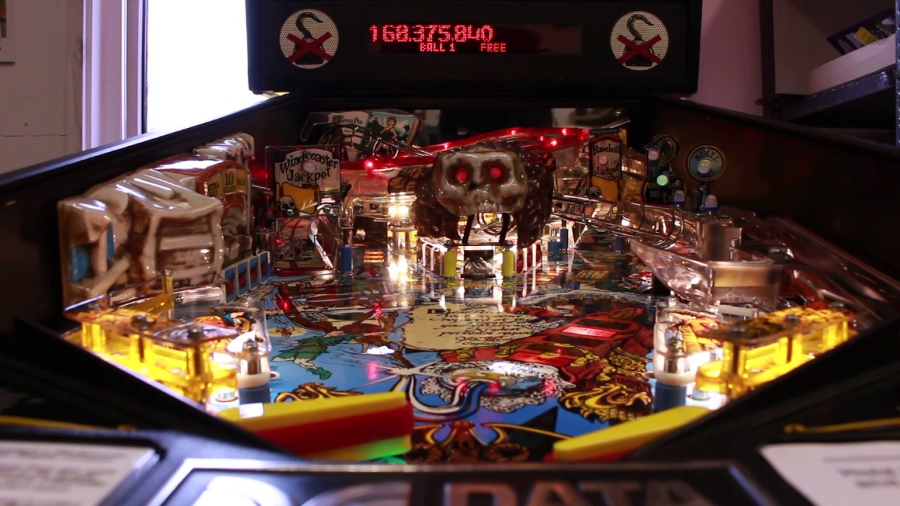 A game of Hook pinball (running 5.00 code)