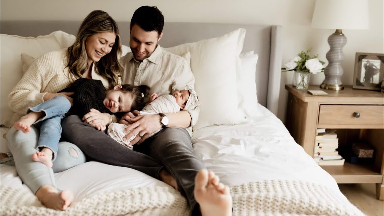 Learn Newborn Lifestyle Photography | Photography tutorials