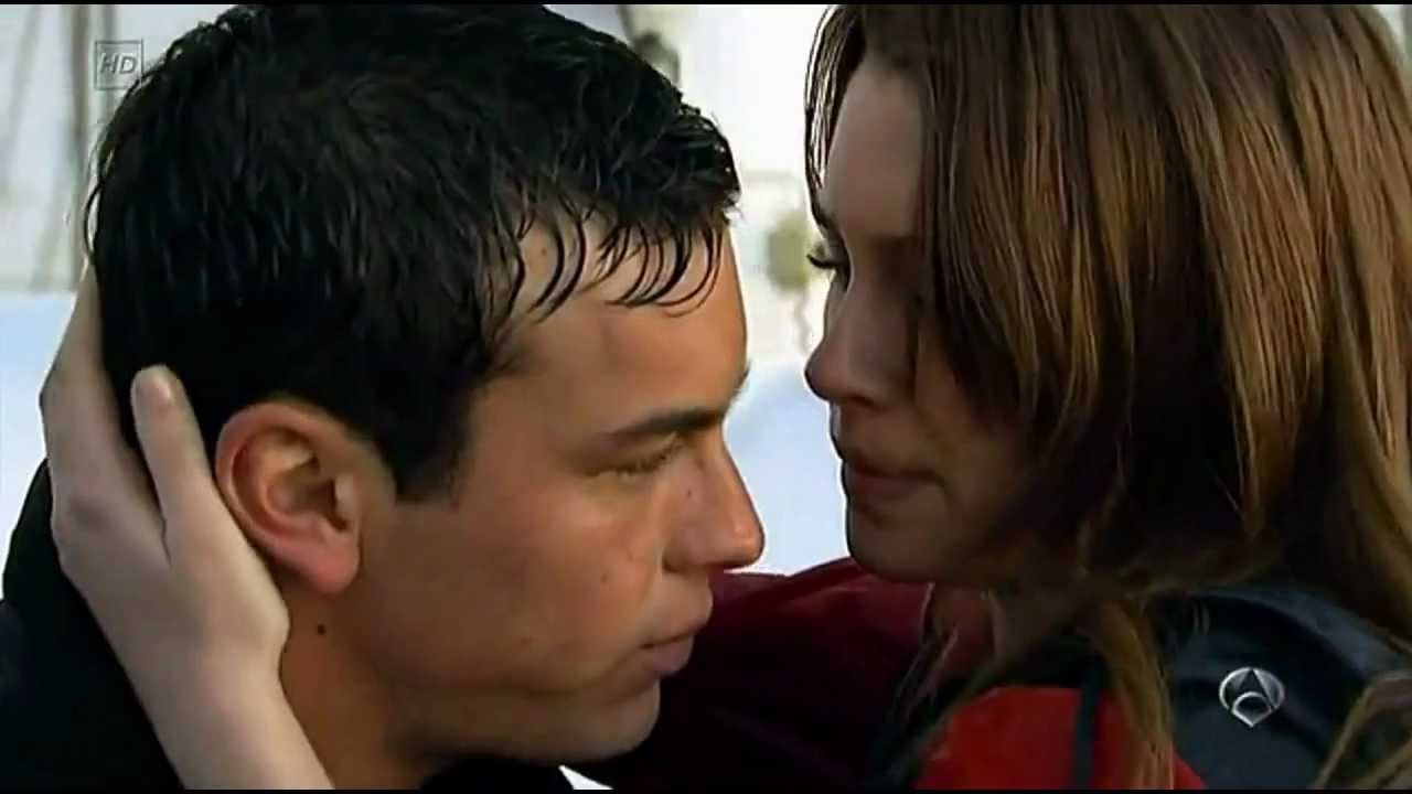 Ulises y Ainhoa(El Barco)  -God Damn .avi