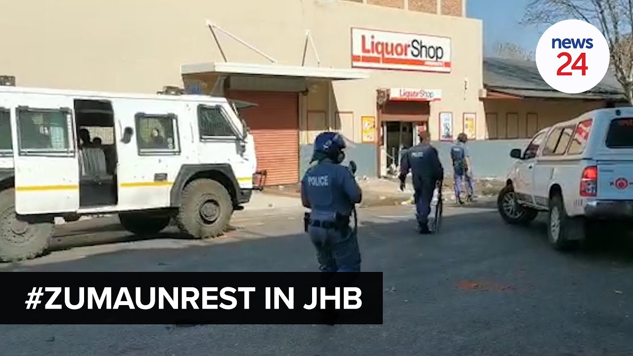 WATCH | #ZumaUnrest reaches Jeppestown, Johannesburg