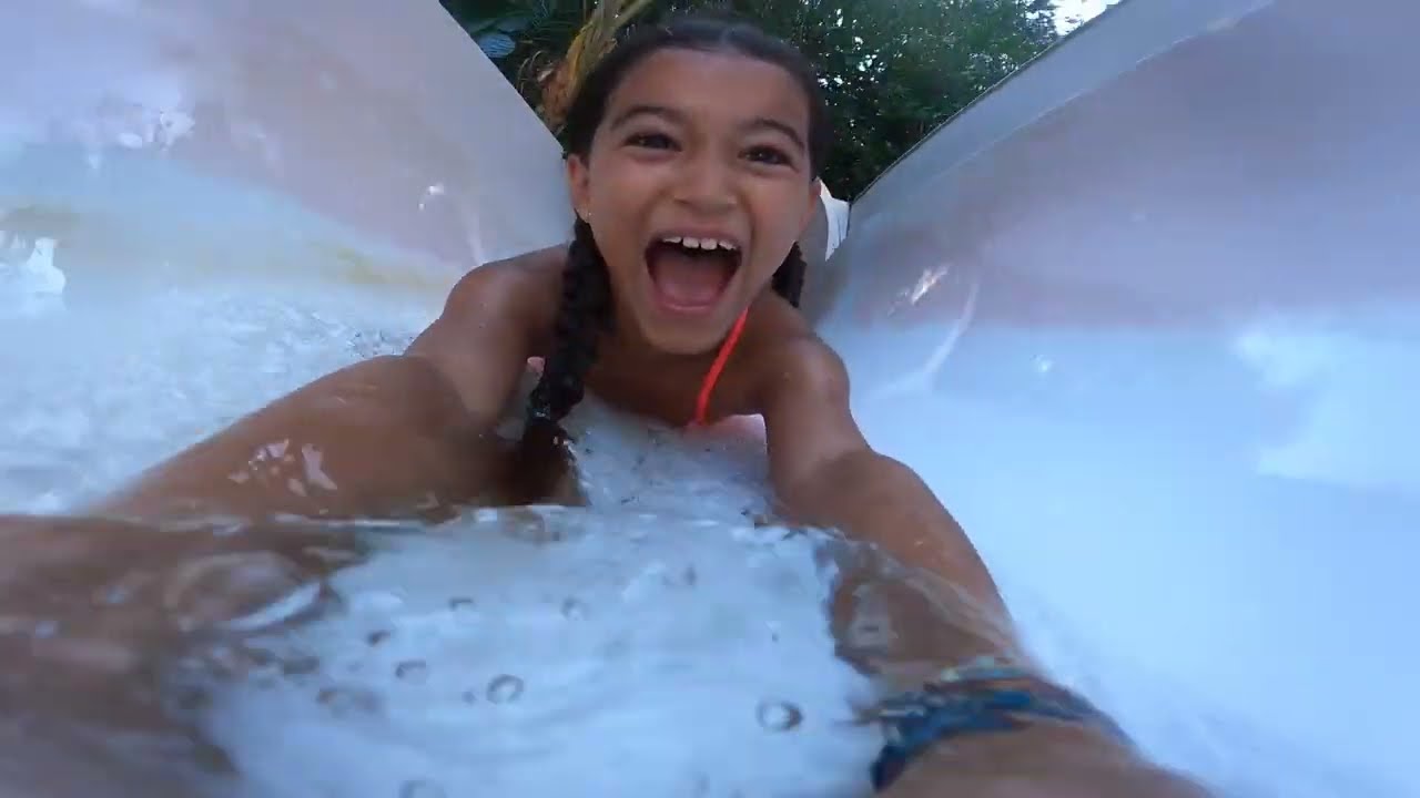 The REAL GIRLS: Day at the WATER PARK in Forte Village!