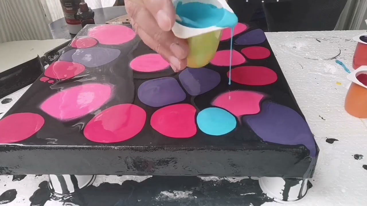 Tanz der Farben - Swipe