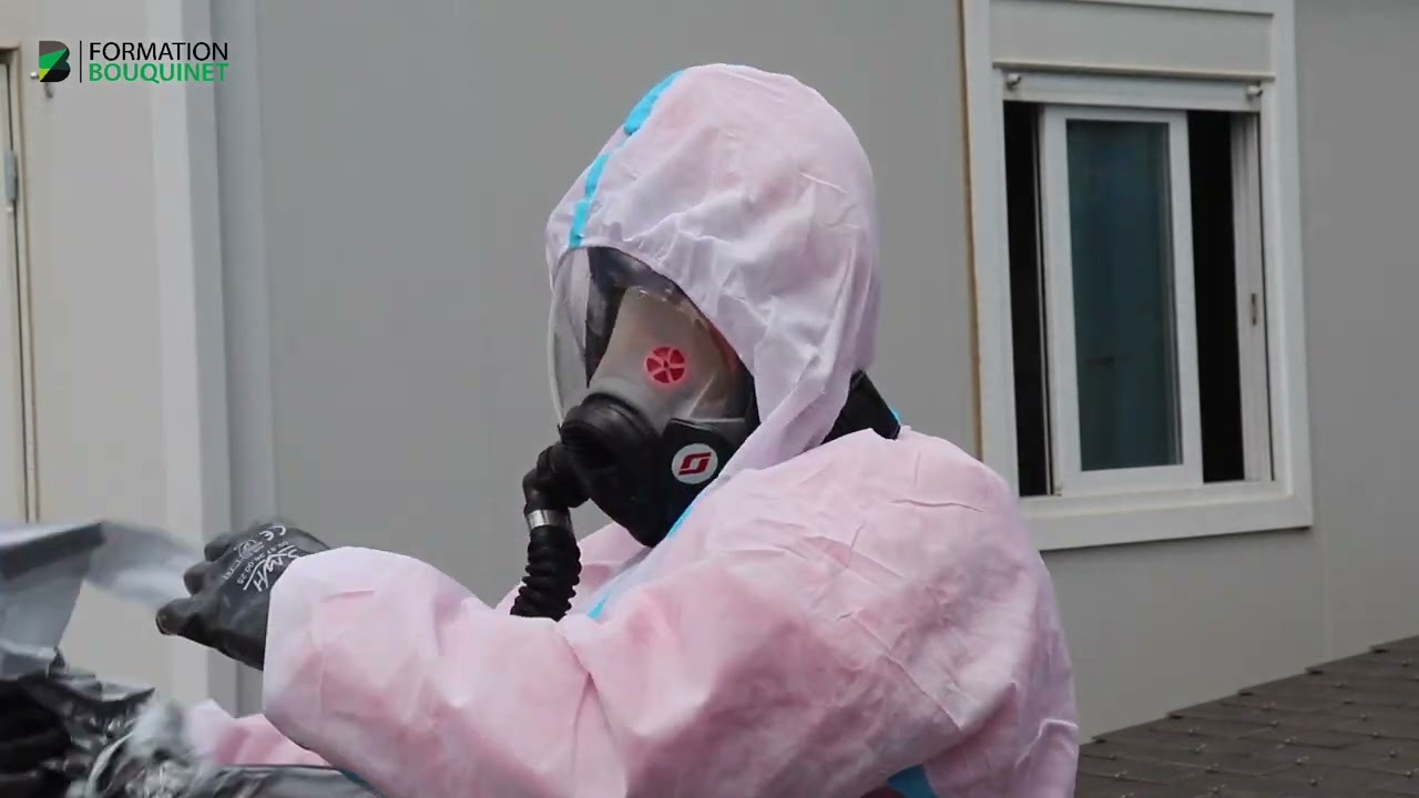 Procédure de prédécontamination amiante