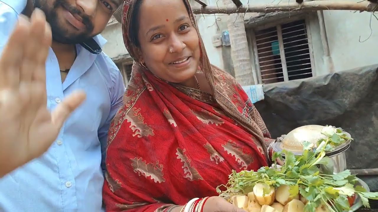 ଘରେ new year party କେମିତି କଲୁ#youtube #gitaranivlogs t9g