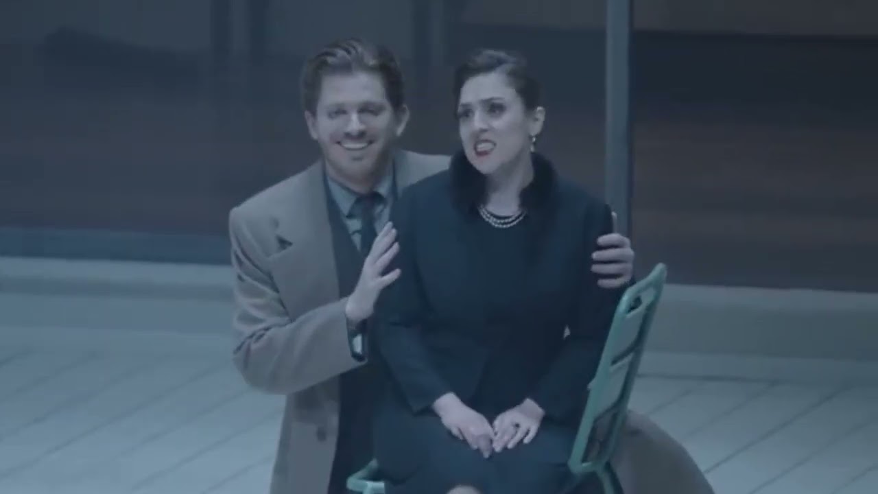 Santiago Sanchez sings Don Luis in El barberillo de Lavapiès