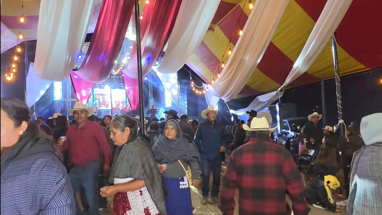 Espectacular Baile de Boda / Bernardino y Flor en Yerbabuena San Juan Mixtepec Juxtlahuaca Oaxaca.