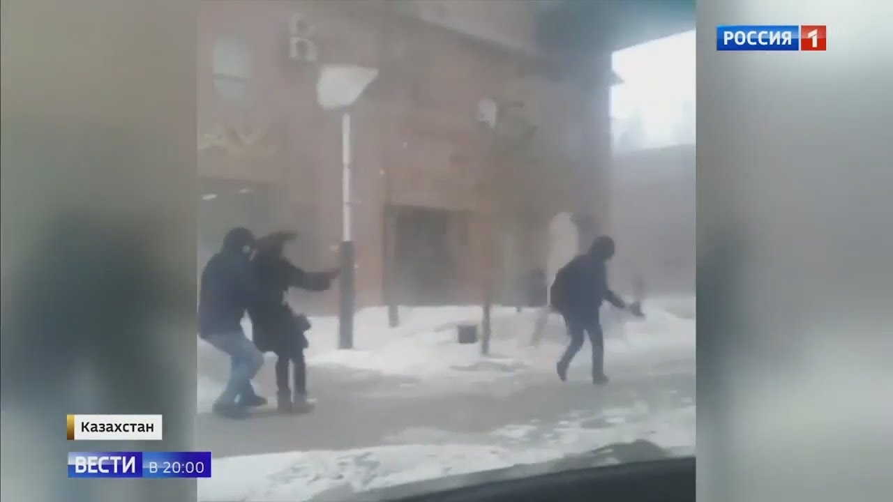 Астана находится во власти сильнейшего снегового шторма