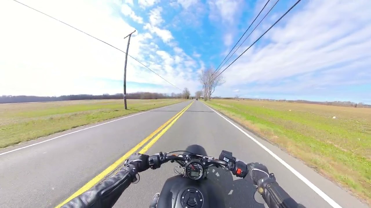 2023 Indian Scout Bobber w GP Shorties
