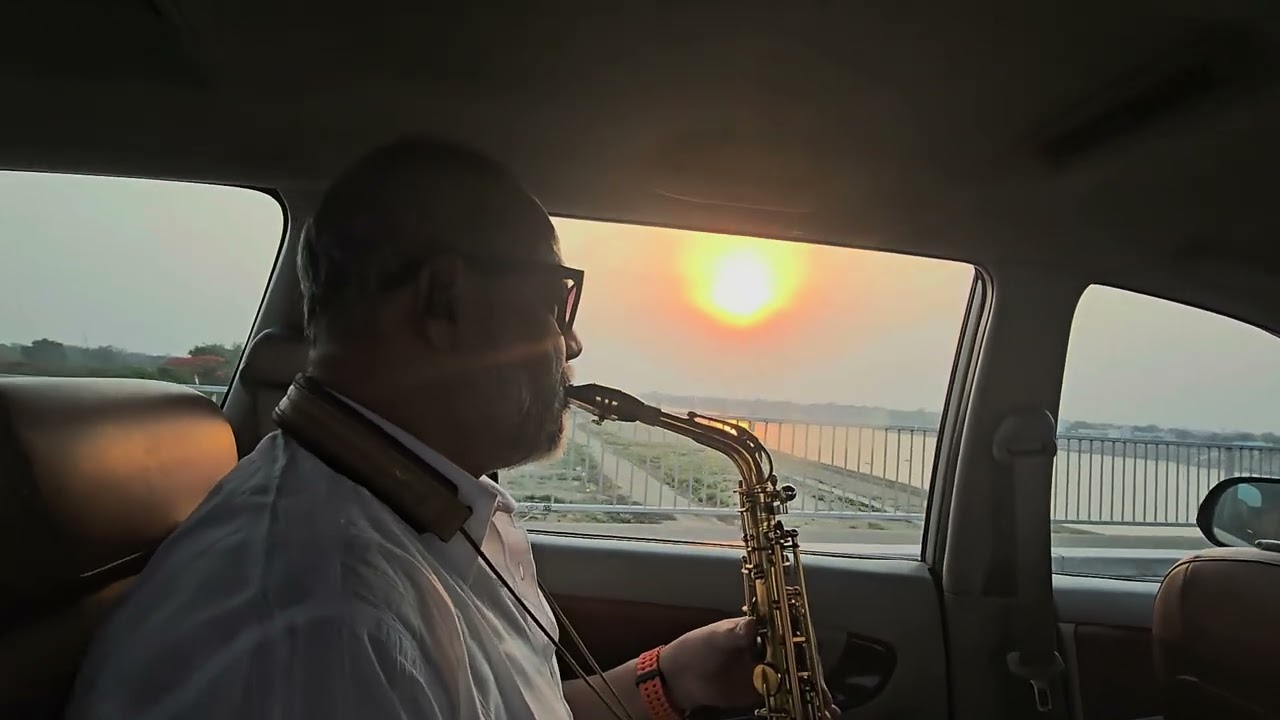 मुसाफ़िर हूँ मैं यारों ना घर है ना ठिकाना/MUSAFIR HOON YARON/Saxophone/Niraj Agrawal