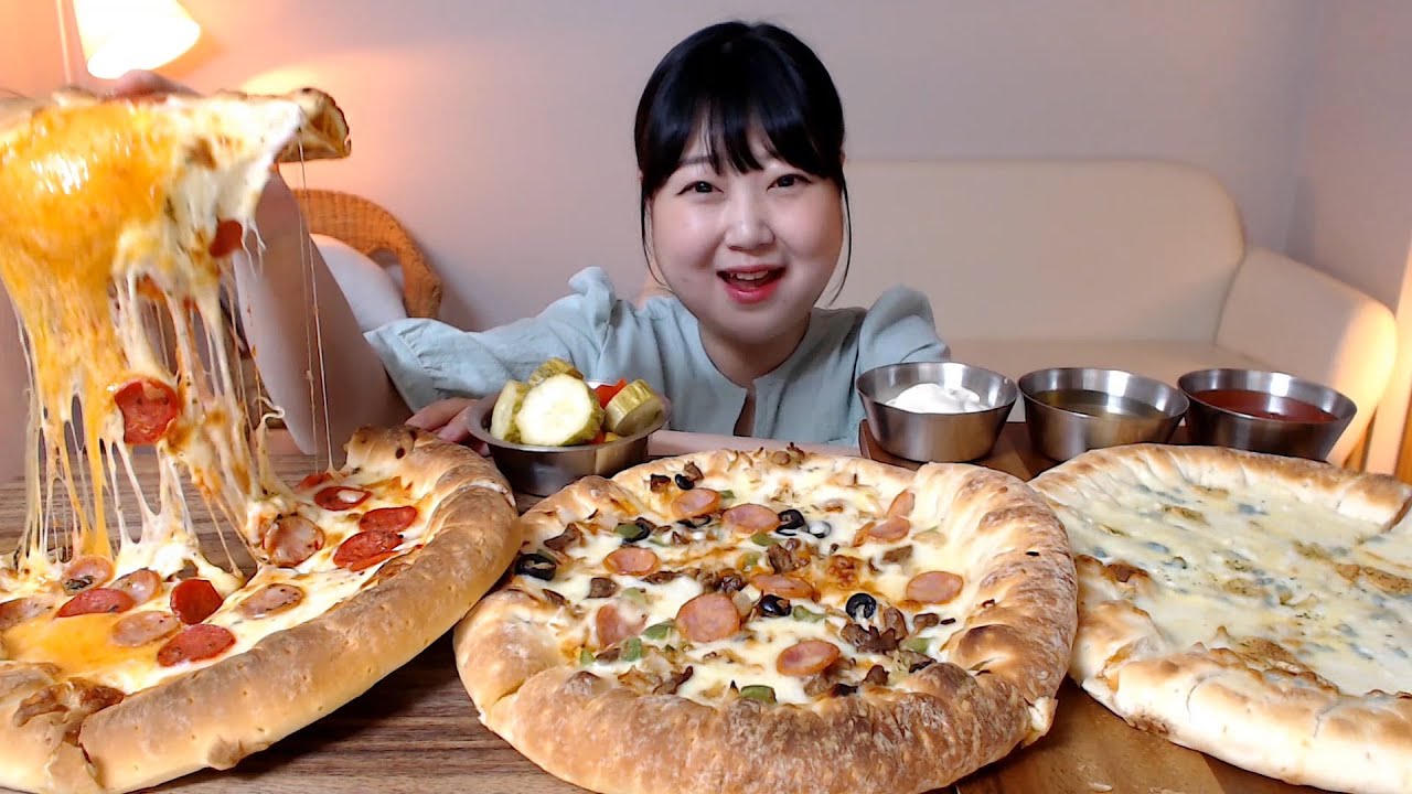 콘크림과 체다치즈가 크러스트에 가득! 오뚜기 크러스트 피자 (페페로니디럭스, 시그니처익스트림, 갈릭고르곤졸라) Pizza(Pepperoni, Gorgonzola)먹방