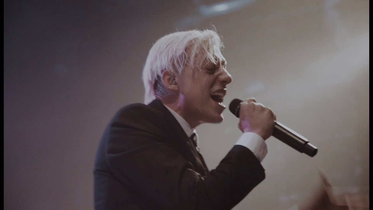 Robert DeLong - First Person On Earth
