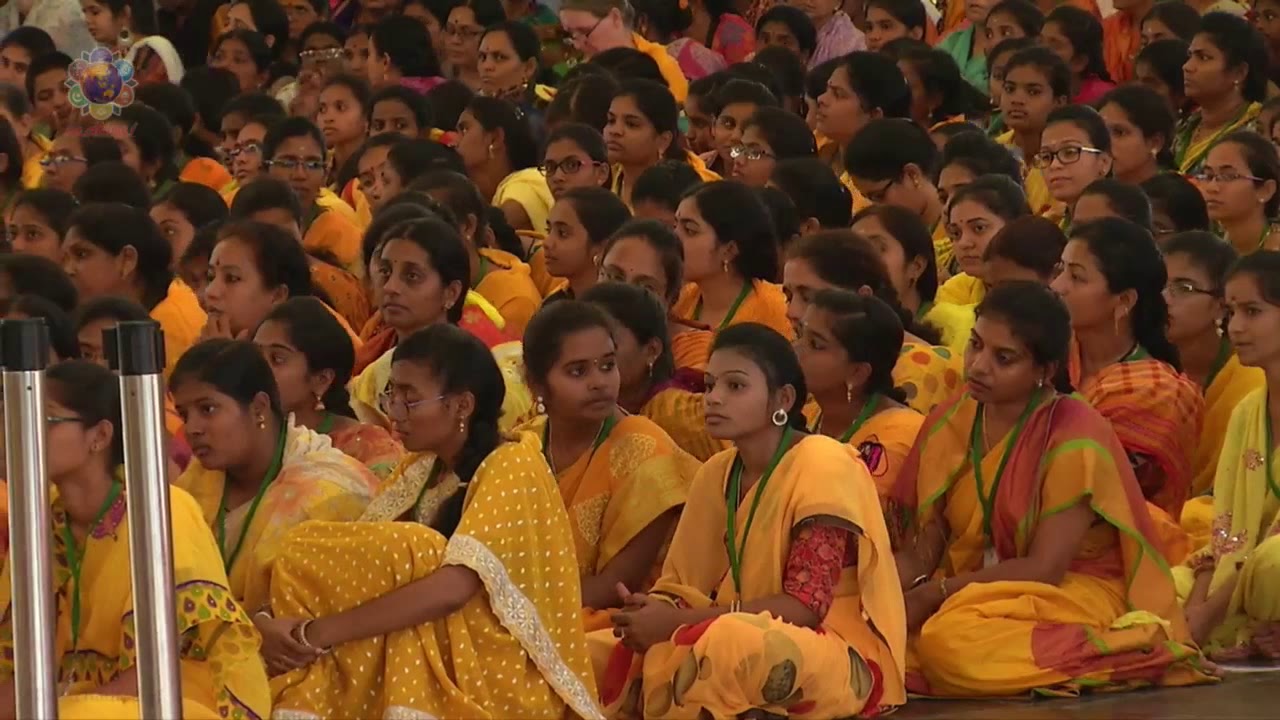 Sathya Sai Janani Premamruta Dayini | Telugu Sathya Sai Devotional Song