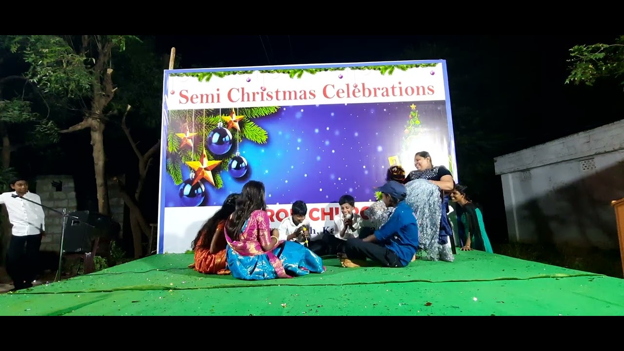 Christmas  skit by Sharon sisters 