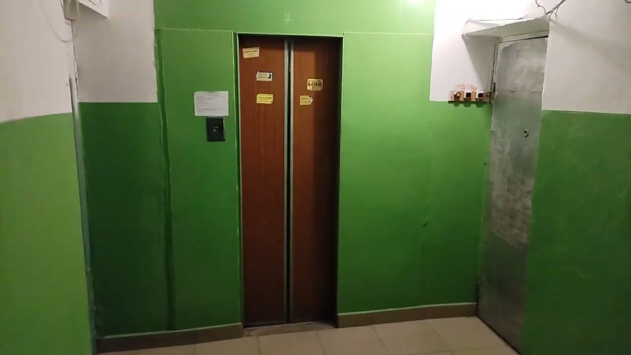 Самый резкий привод! Лифт СамЛЗ-(1975 г) 320 кг, 0,71 м/с (@ г. Ульяновск, Хрустальная, 28, под-2)