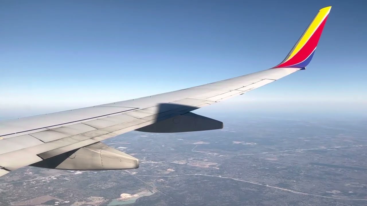 Southwest Airlines 737-700 Landing in Houston-Hobby (HOU)