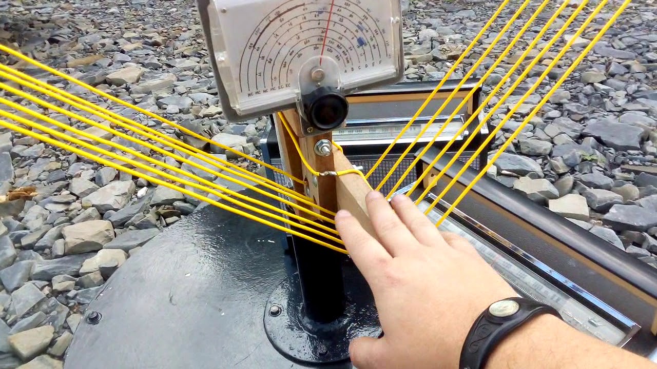 Teste de rádio transglobe na antena loop magnética