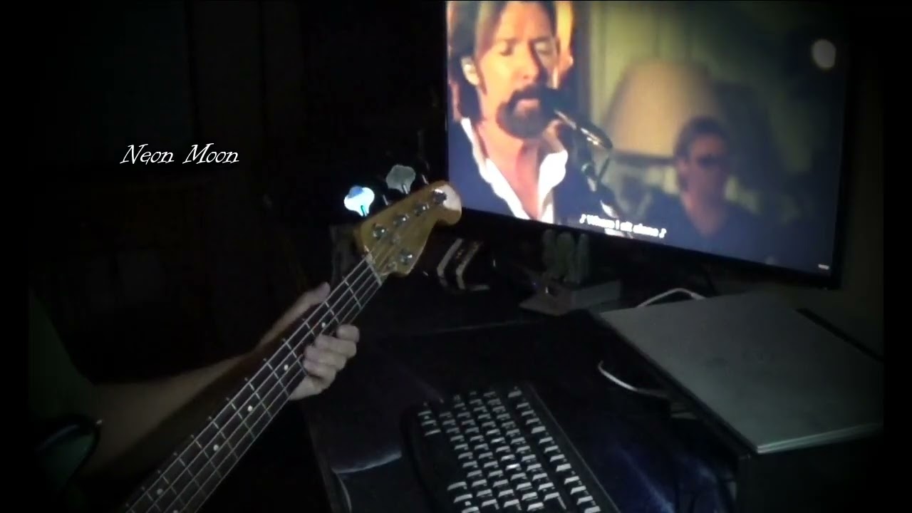 Neon Moon - Brooks & Dunn - Bass guitar cover
