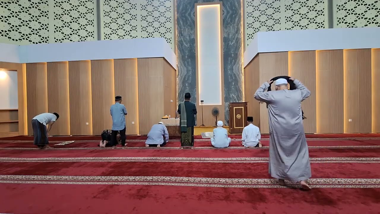 SHOLAT ISYA MALAM KE-6 RAMADHAN, MASJID BUNDAR AS SALAAM METLAND TRANSYOGI CILEUNGSI